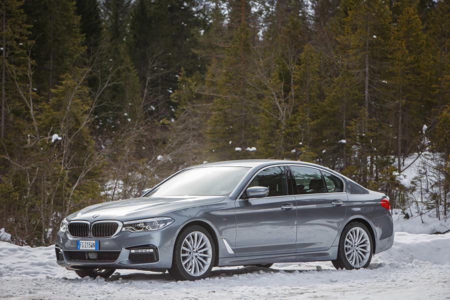  BMW 530d xDrive Sedan M Sport 2017 года  (WW) (фото 37 из 41)